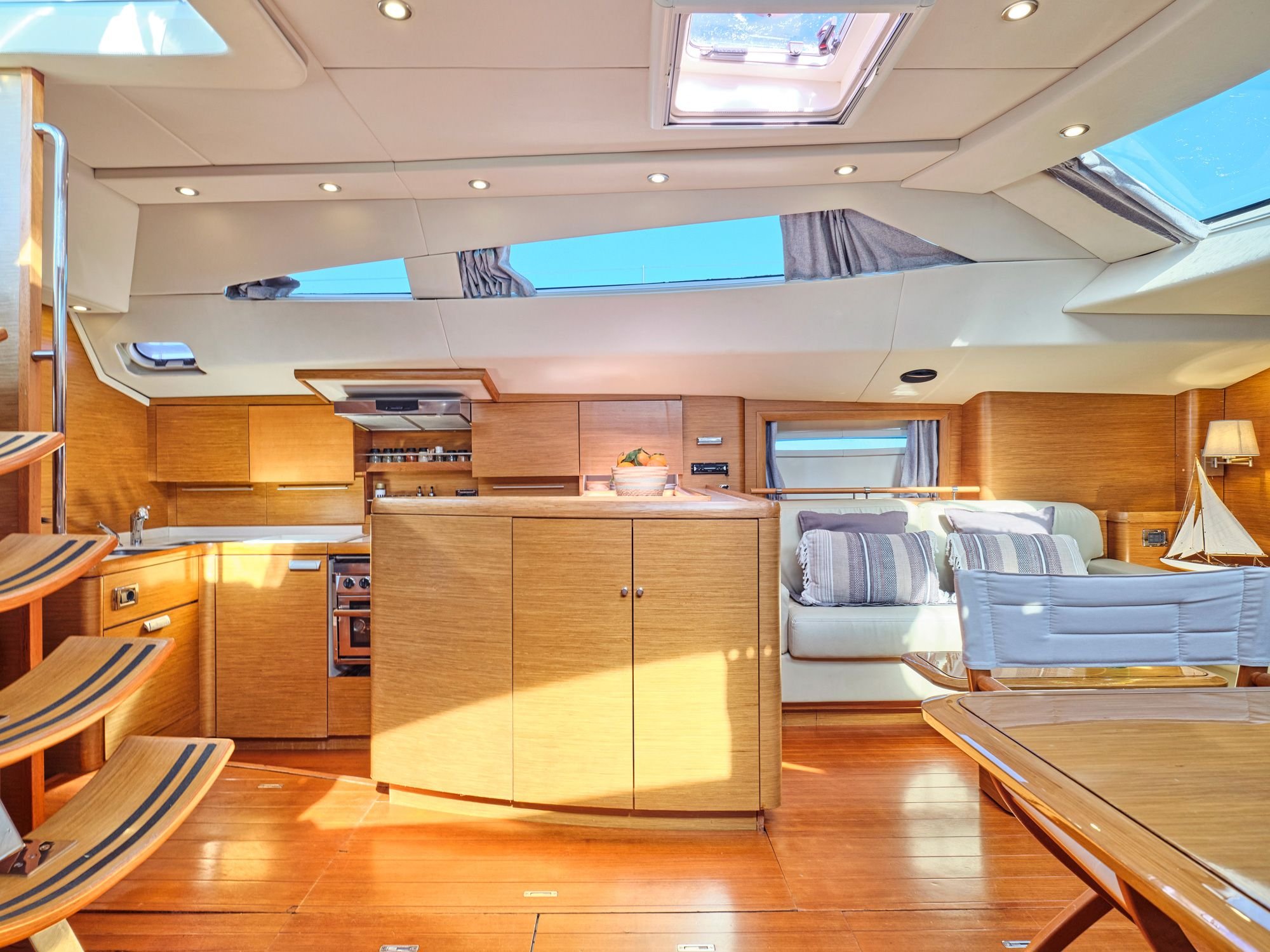 Shooting Star - Yelkenli içinde Alimos