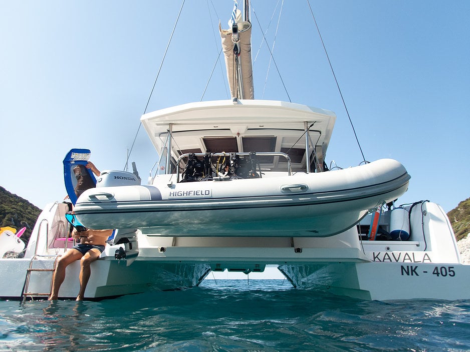 Iris - Catamaran in Volos