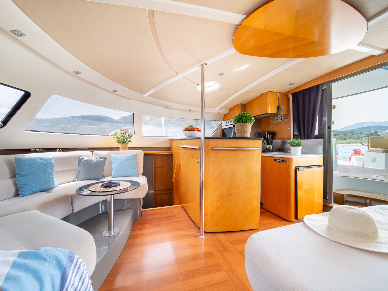 Zorba CAT Cabin 3 - Catamaran in Aegina