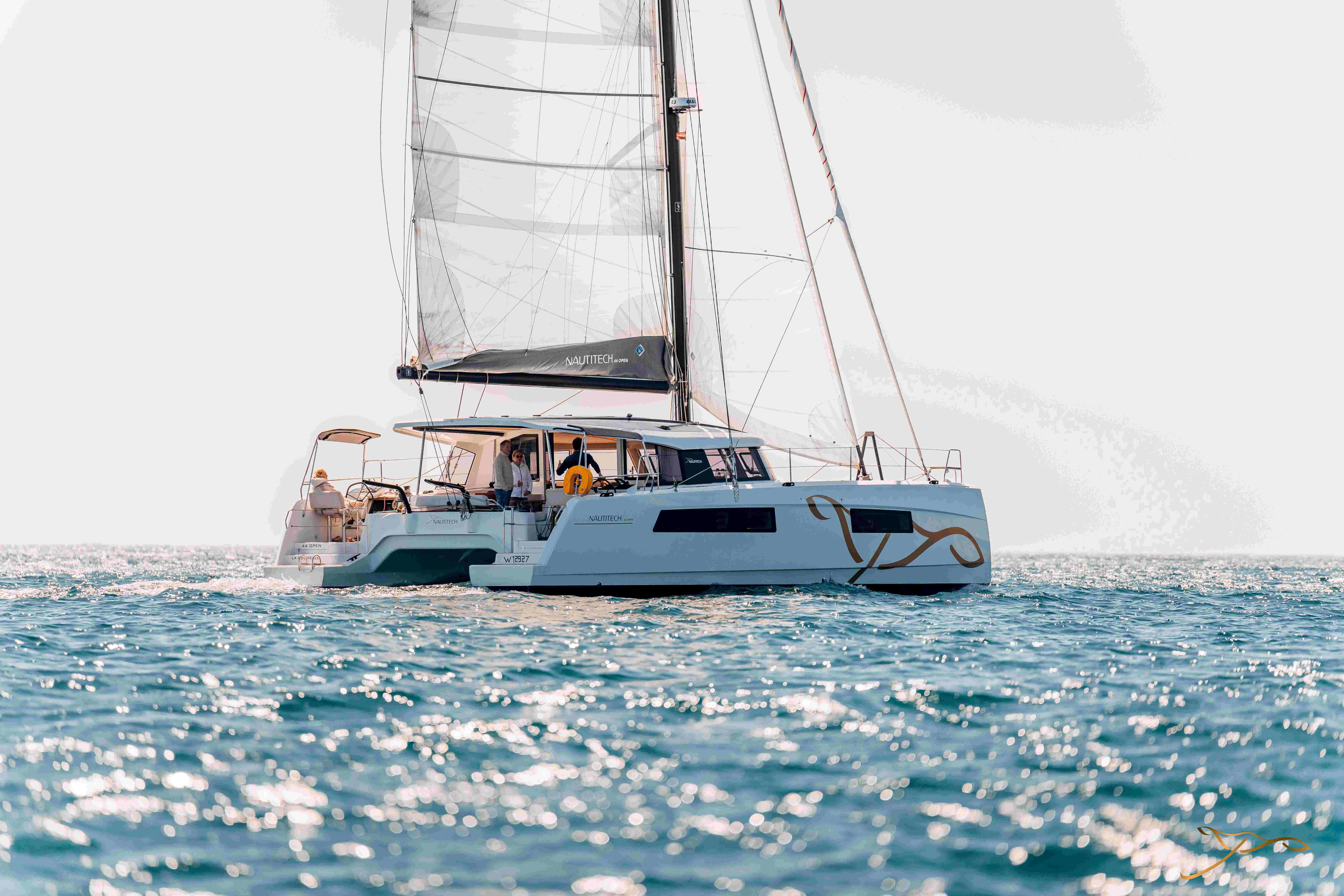 Double Memory - Katamaran içinde Primošten