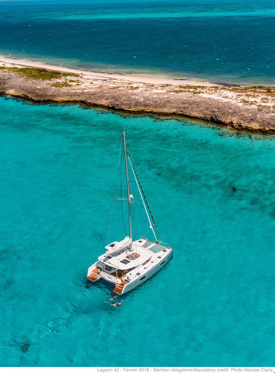 HeyBlue - Catamaran in Paros