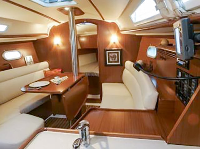 Charoula - Sailboat in Lefkada