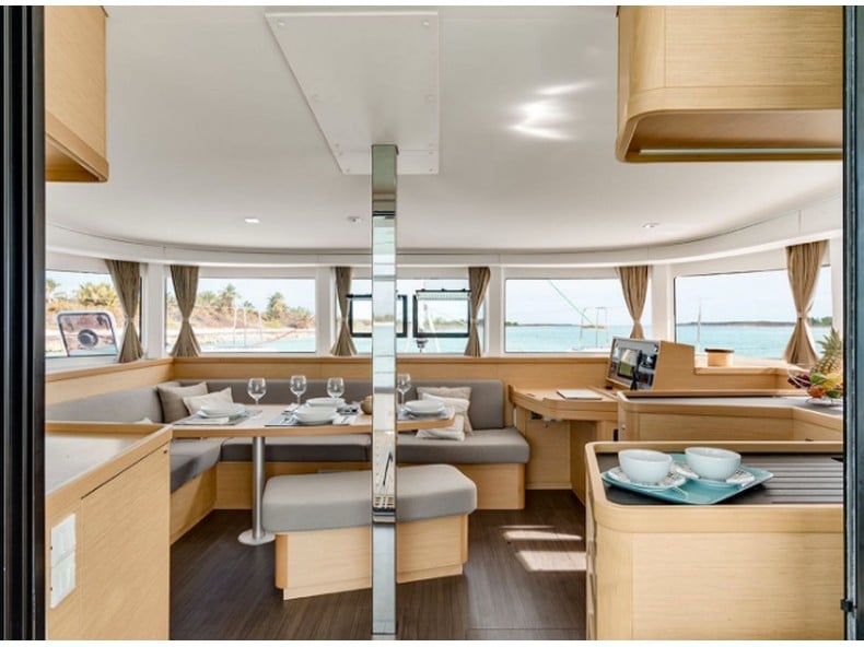No Name: Master Cabin #1 (Cabin Charter 2 pax) FULLY CREWED, ALL EXPENSES - Catamaran in Lefkada
