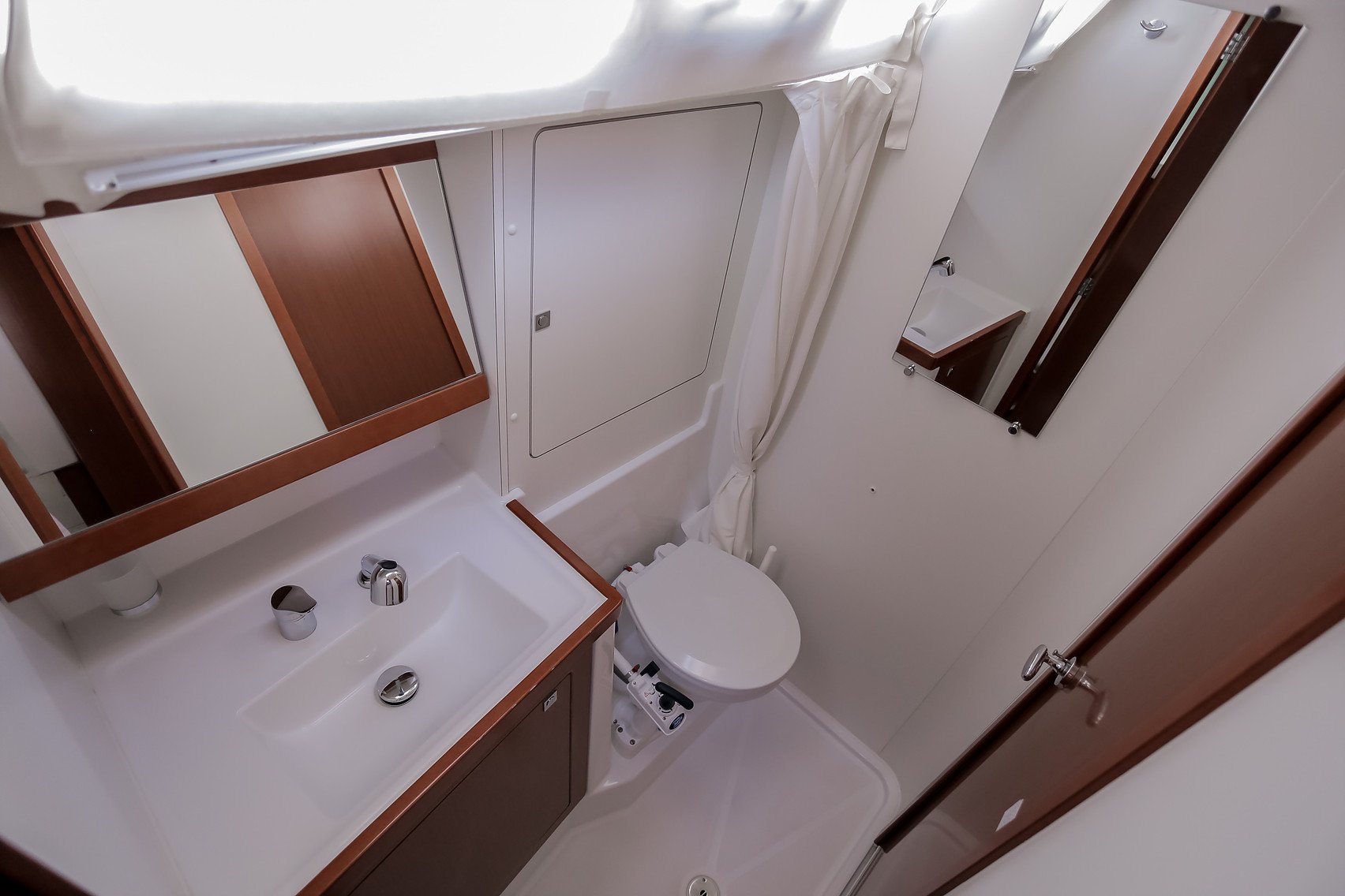 Nabucco: Aft cabin #2 (Cabin charter - 2 pax) Fully Crewed, ALL EXPENSES - Sailboat in Kaštel Gomilica
