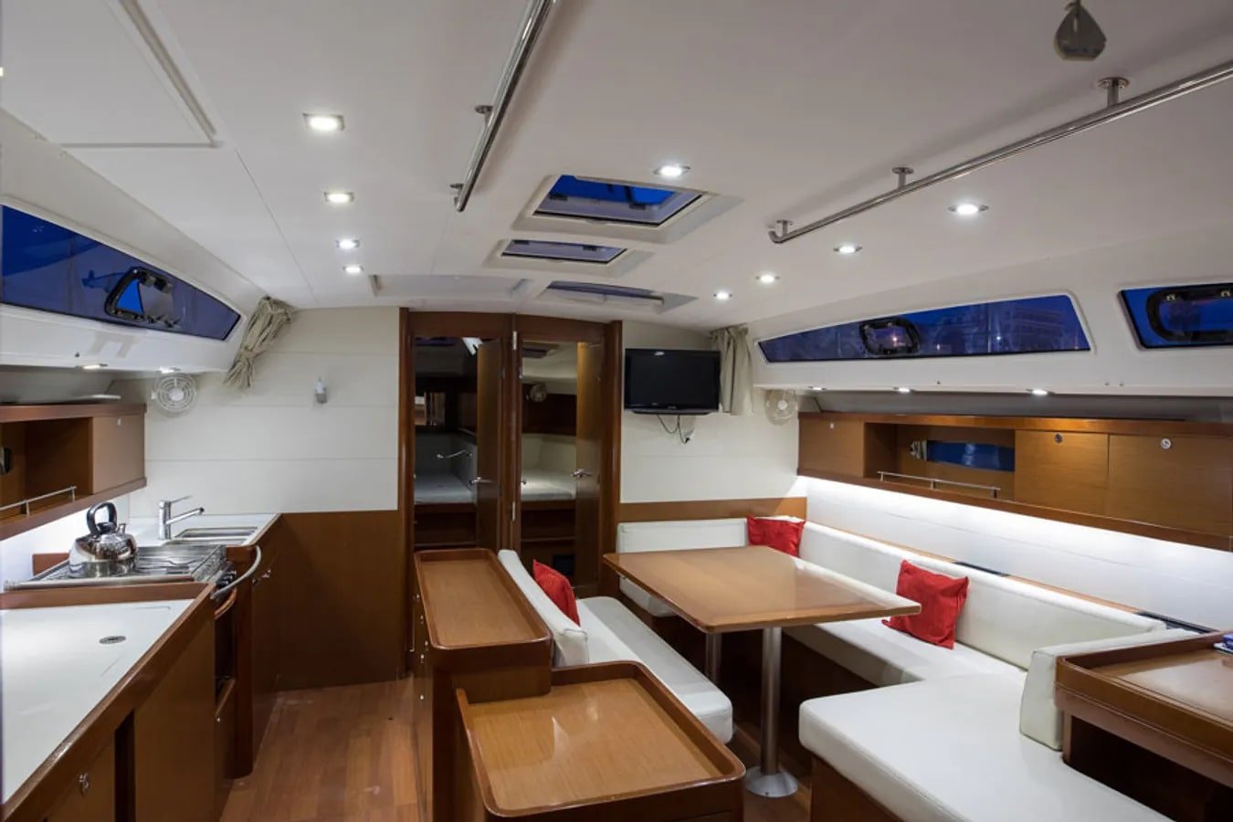 Vanessa M - Sailboat in Lefkada