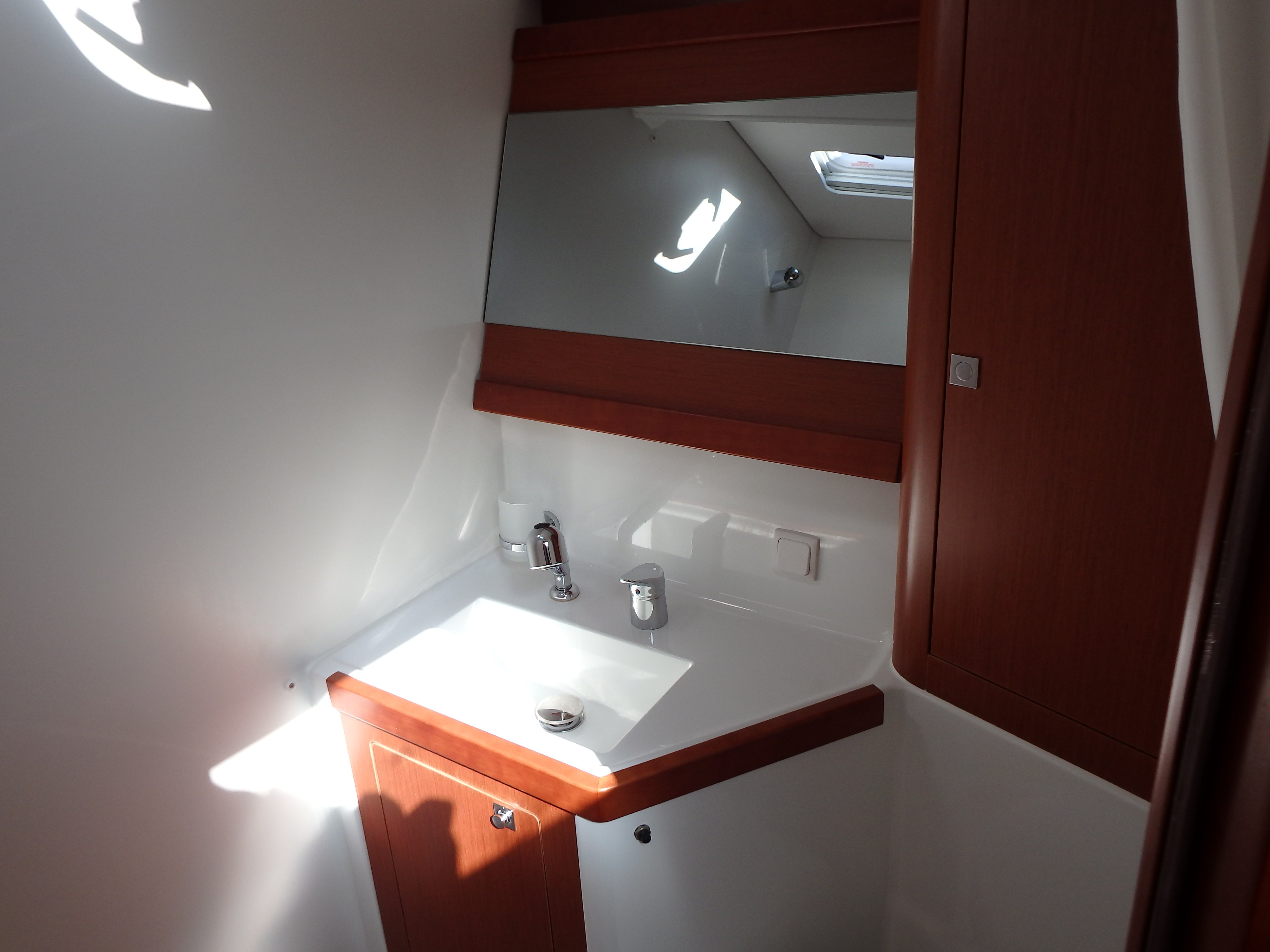 Oceanis 48 - Sailboat in Lefkada