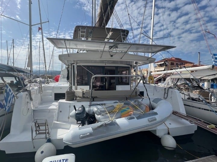 Bali 4.4 - Catamaran in Lefkada