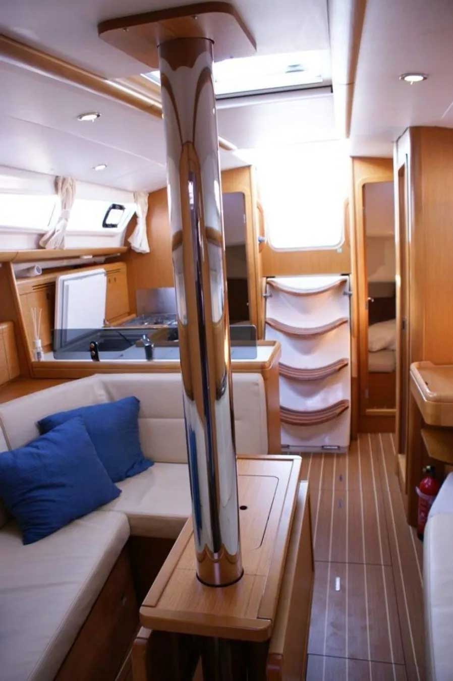 Frivola - Sailboat in Punta Ala