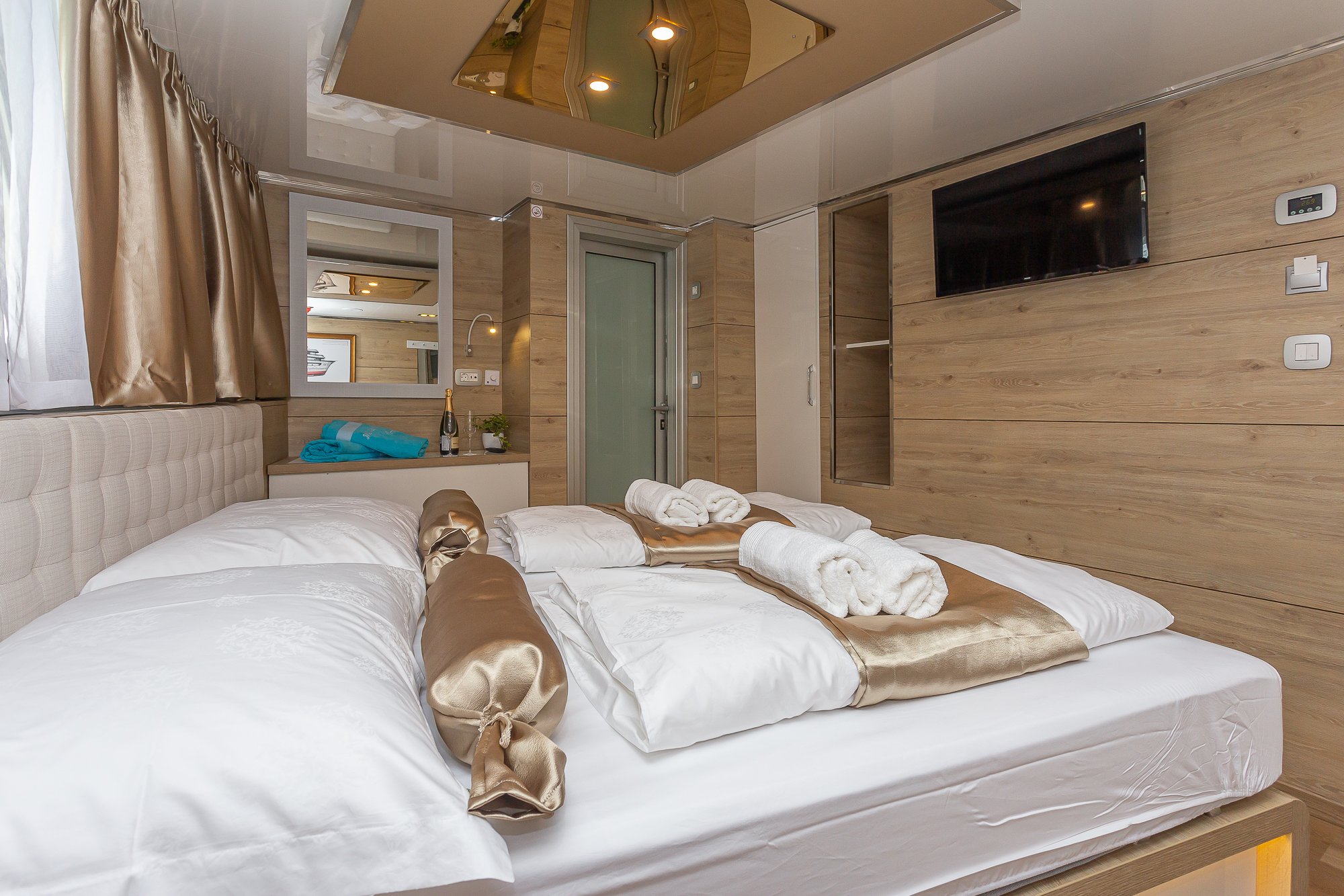 Swallow - Motor Yacht in Split