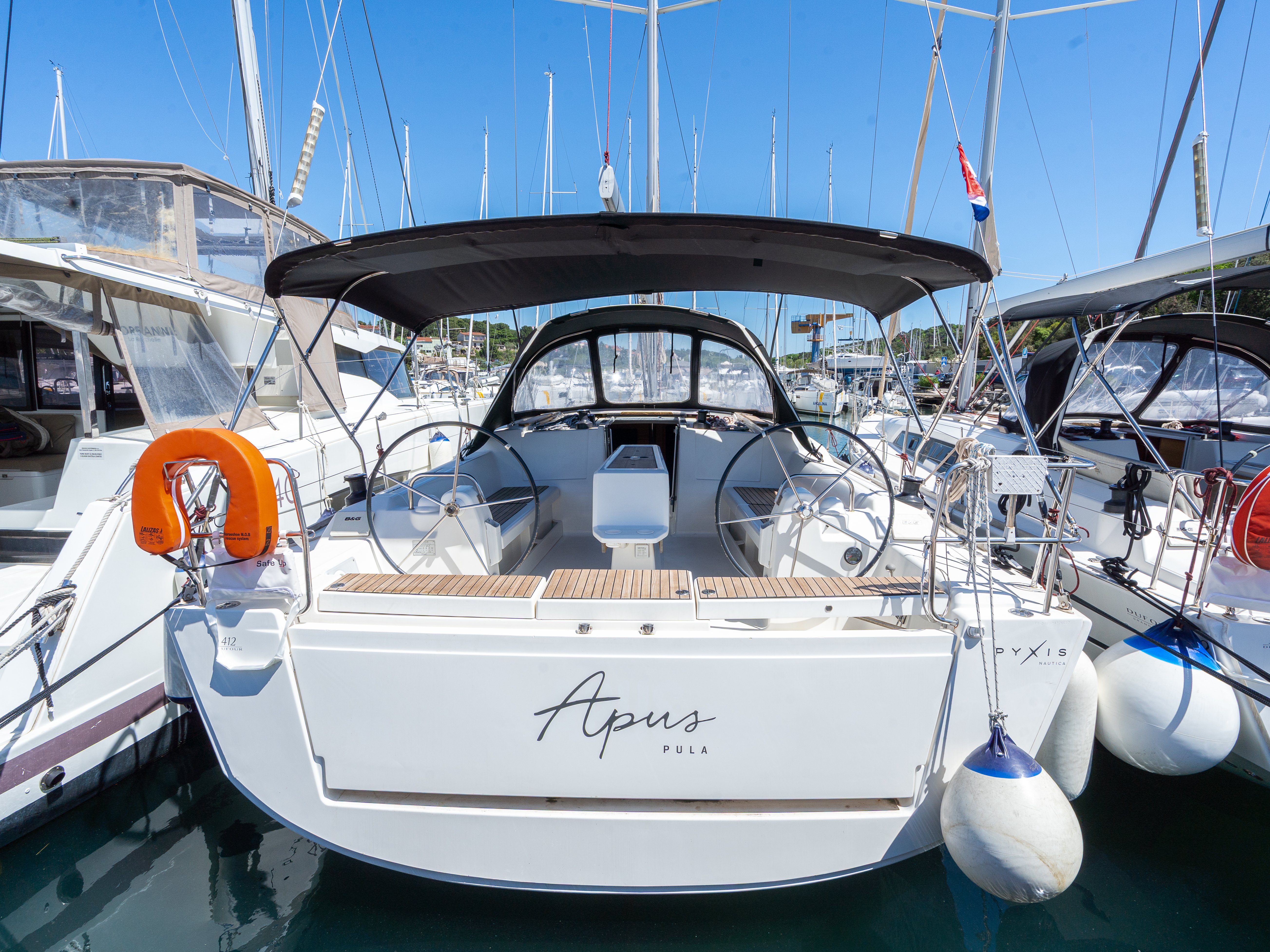 Apus - Sailboat in Pula