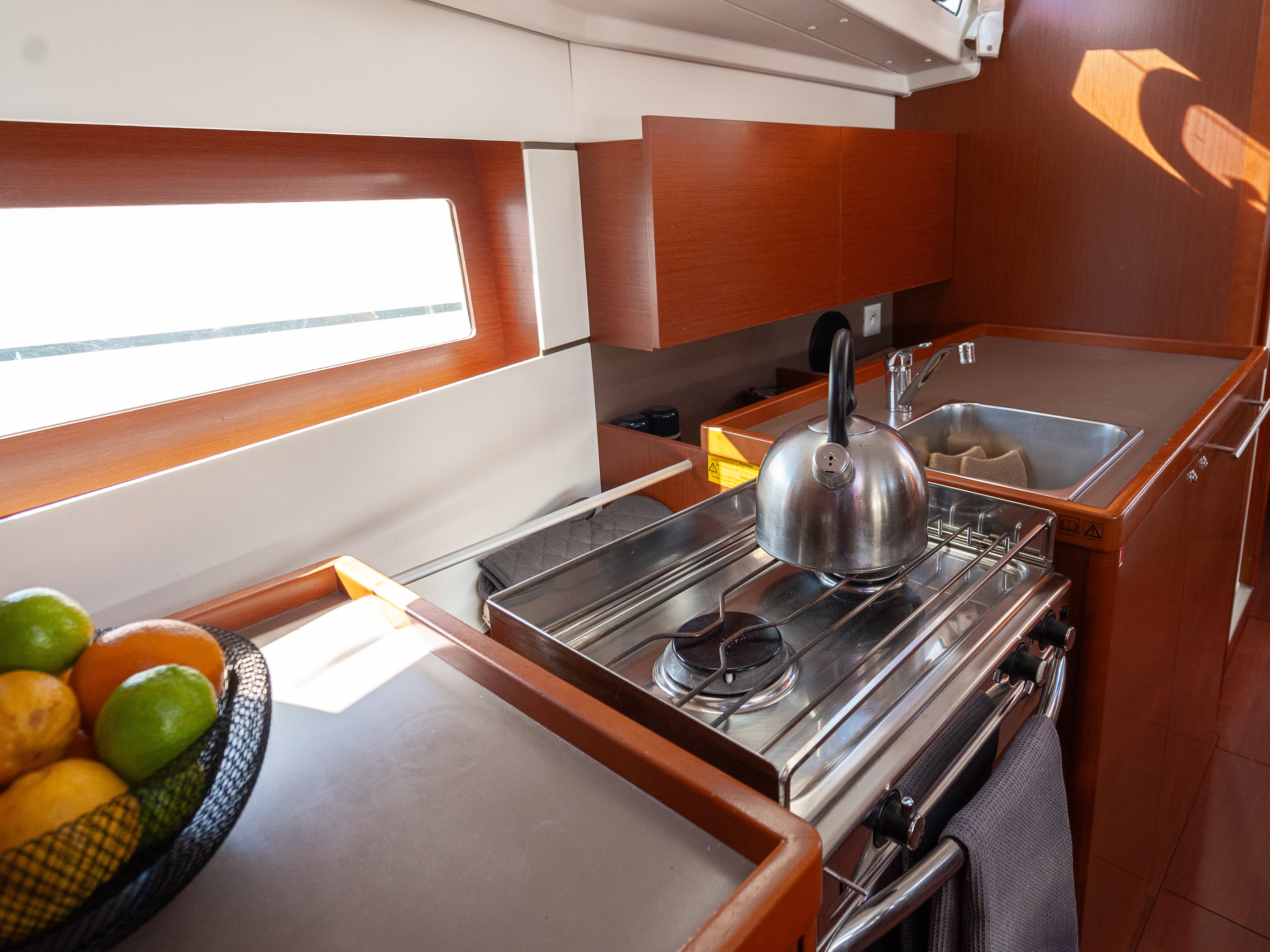 Hydra - Sailboat in Pula