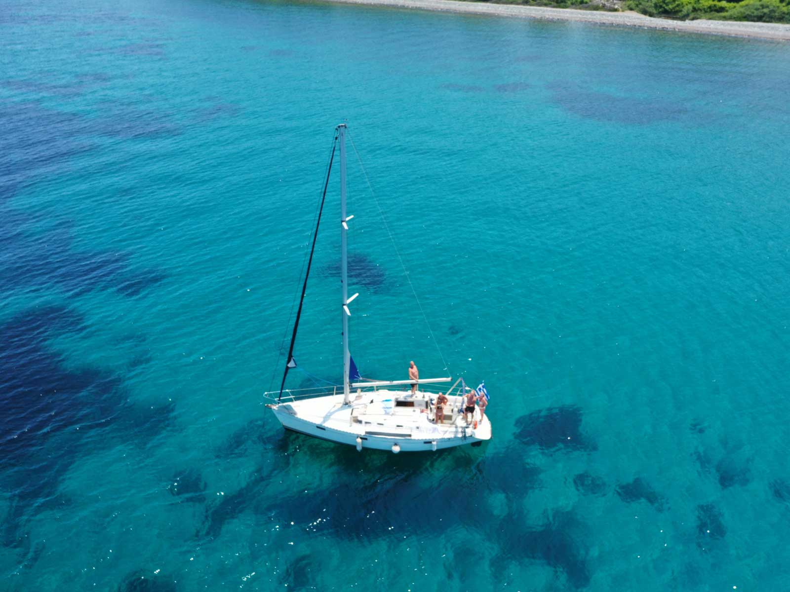 Nela - Sailboat in Nikiana