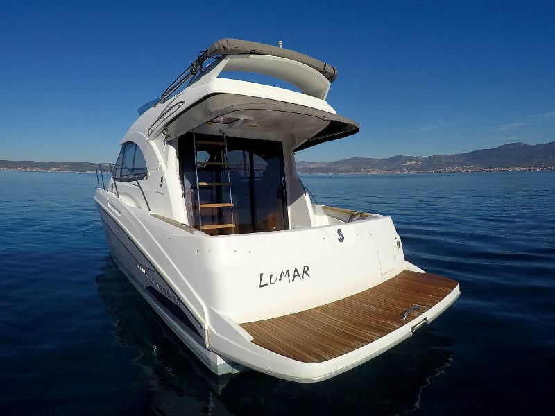 Lumar SeaMotion - Motor Yacht in Split