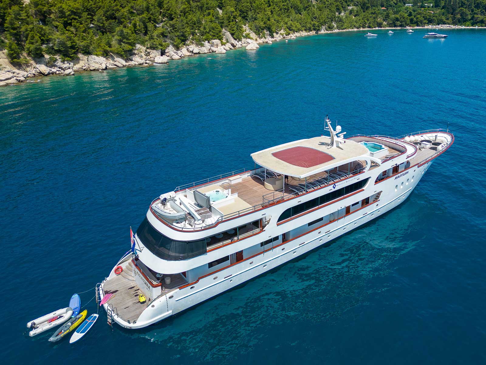 MS Avantura - Motor Yacht in Split