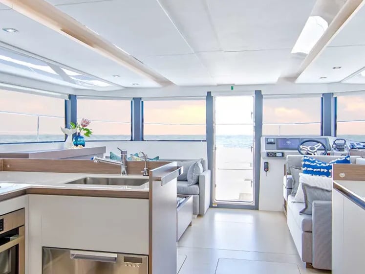 Moorings 464PC/10 Club - Catamaran in Marsh Harbour