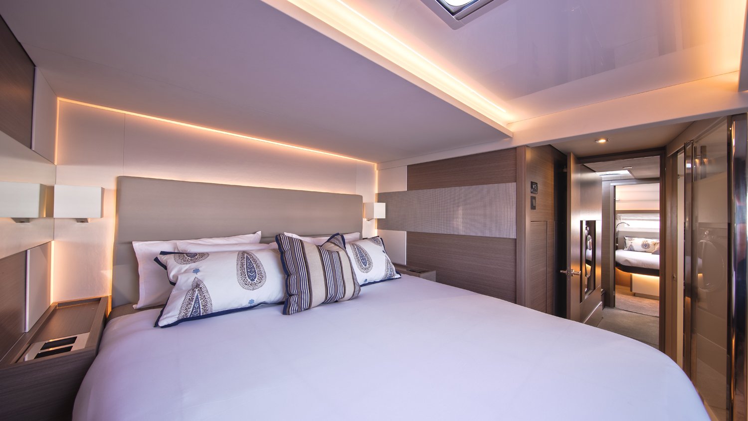 Moorings 534 PC/8+1 Club - Catamaran in Wickhams Cay 2