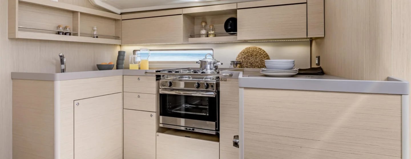 Moorings 42.3 Exclusive - Sailboat in Marigot