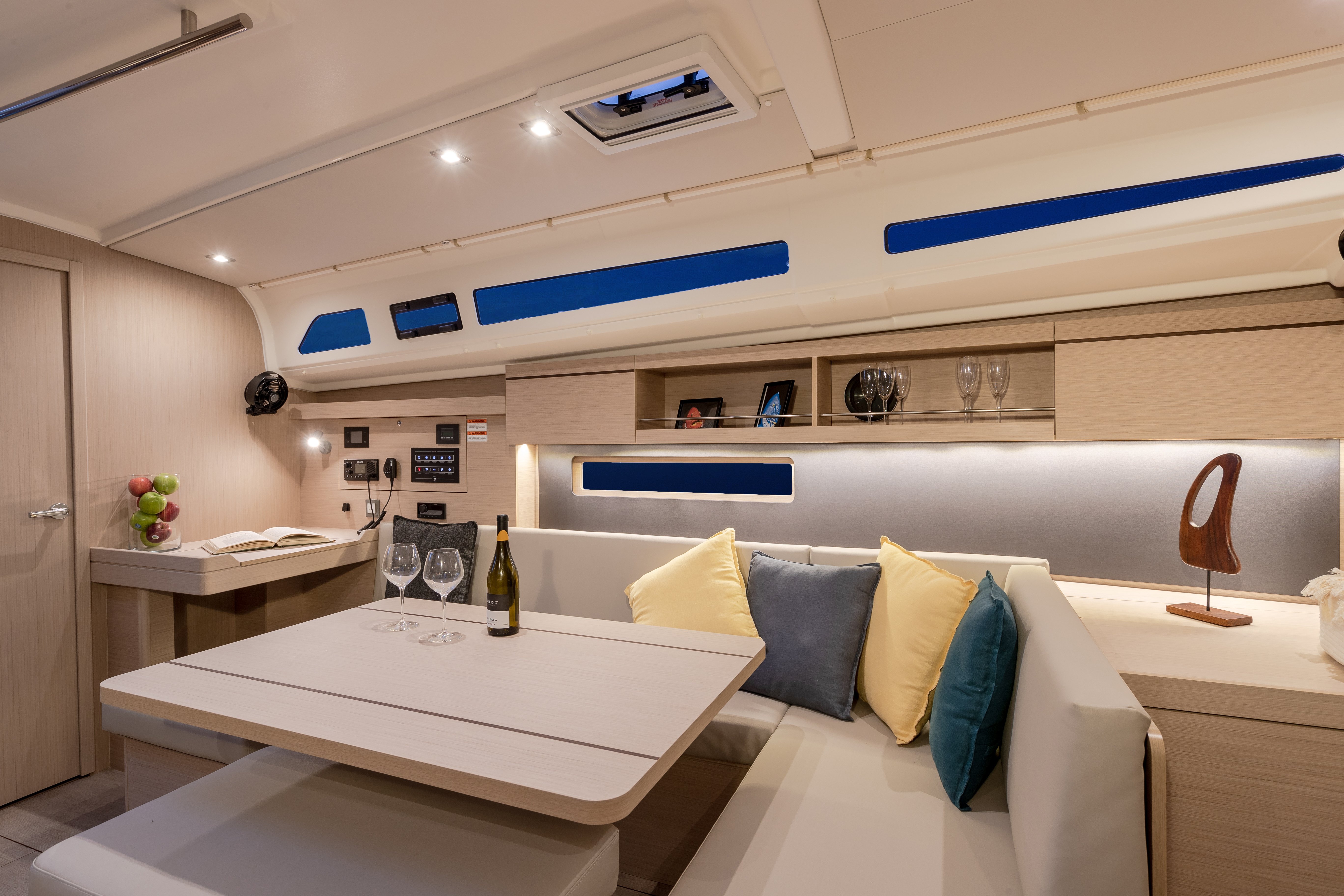 Moorings 42.3 Club - Sailboat in Wickhams Cay 2