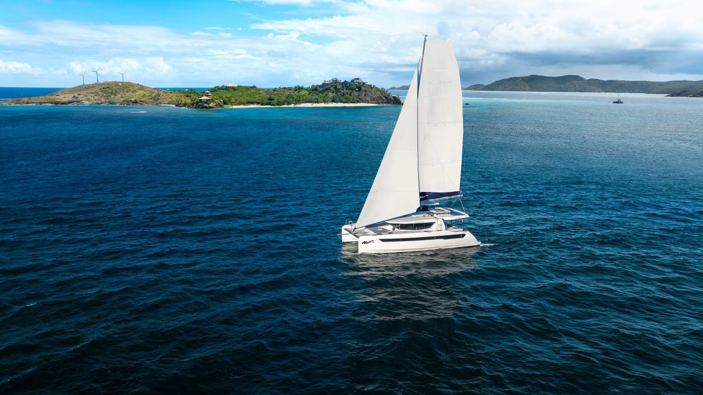 Moorings 5200 Exclusive Plus - Catamaran in Marigot