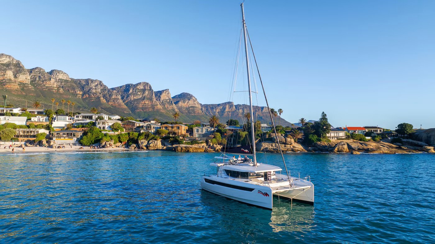 Moorings 5200 Exclusive Plus - Catamaran in Marigot