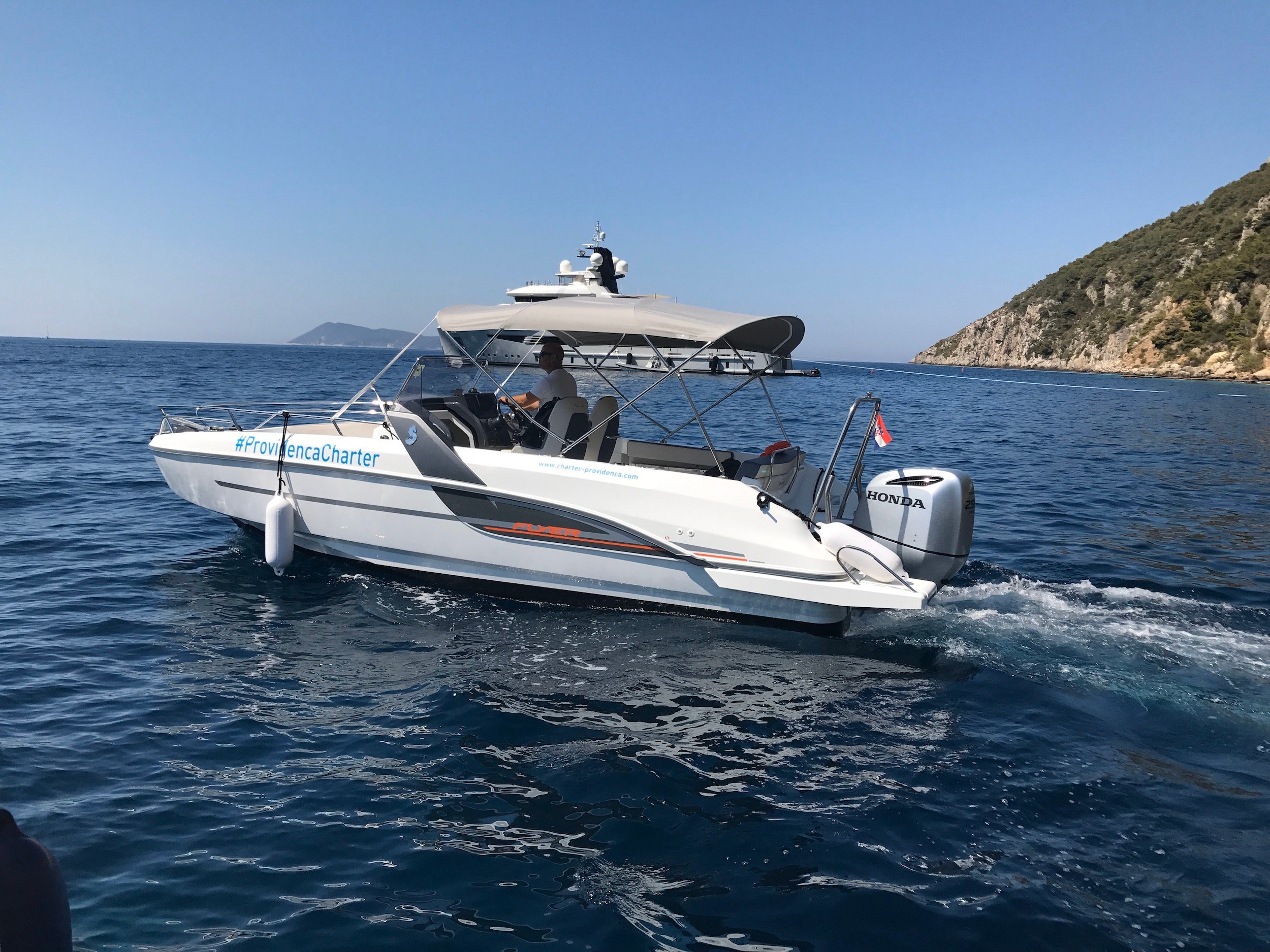 SPACEDeck - Motor Yacht in Trogir