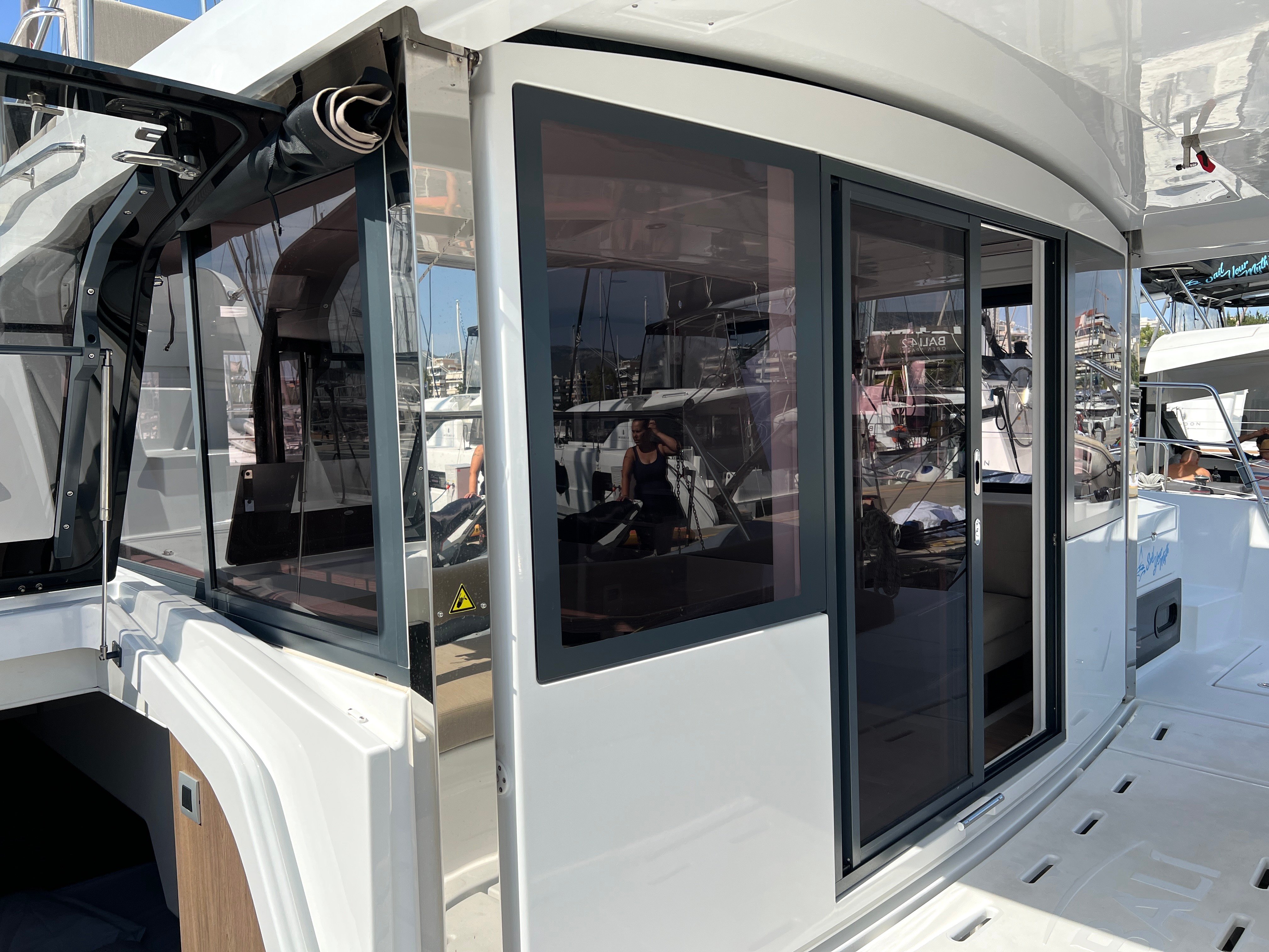 Chillout - Catamaran in Alimos