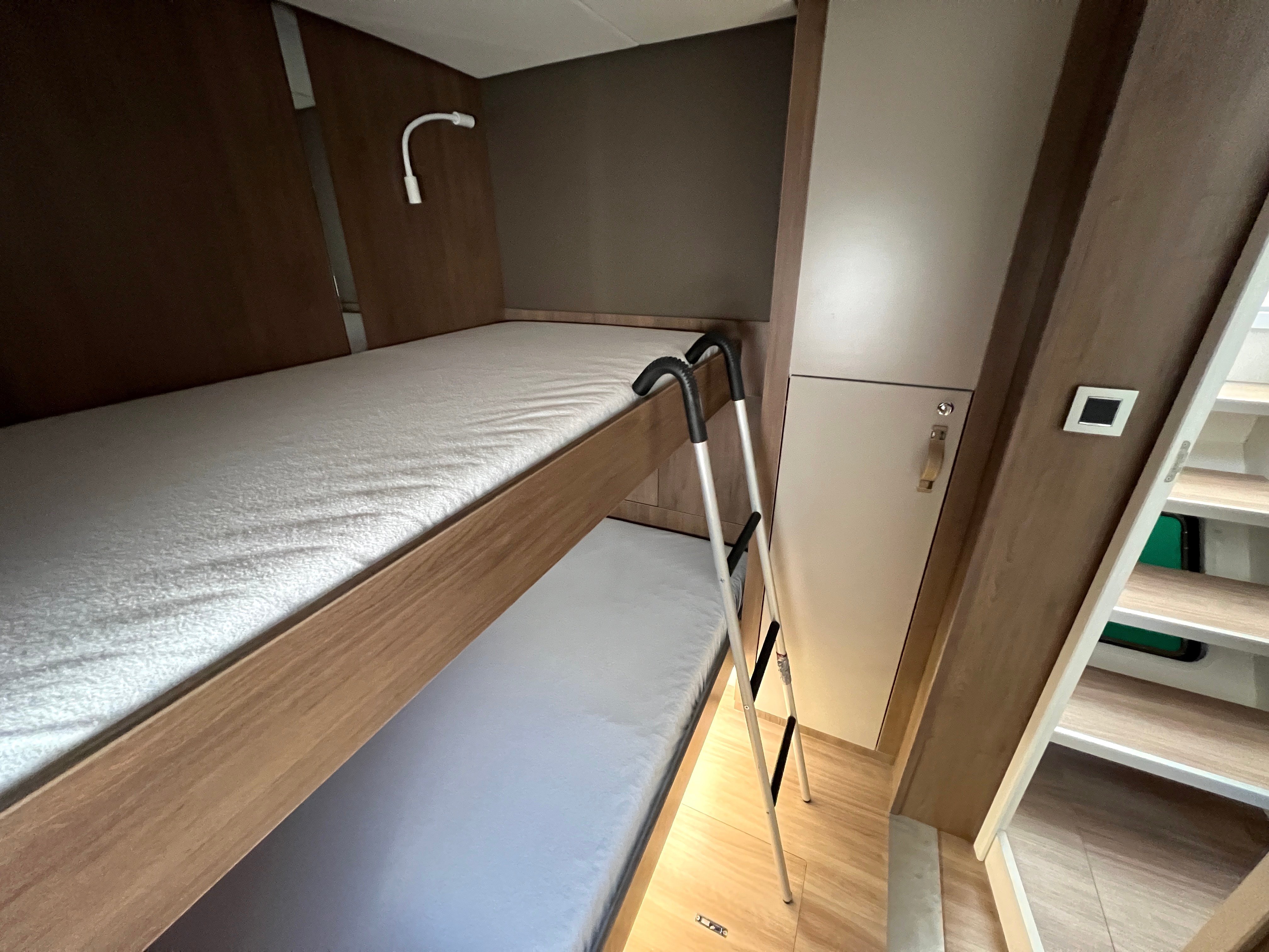 Holiday - Catamaran in Alimos