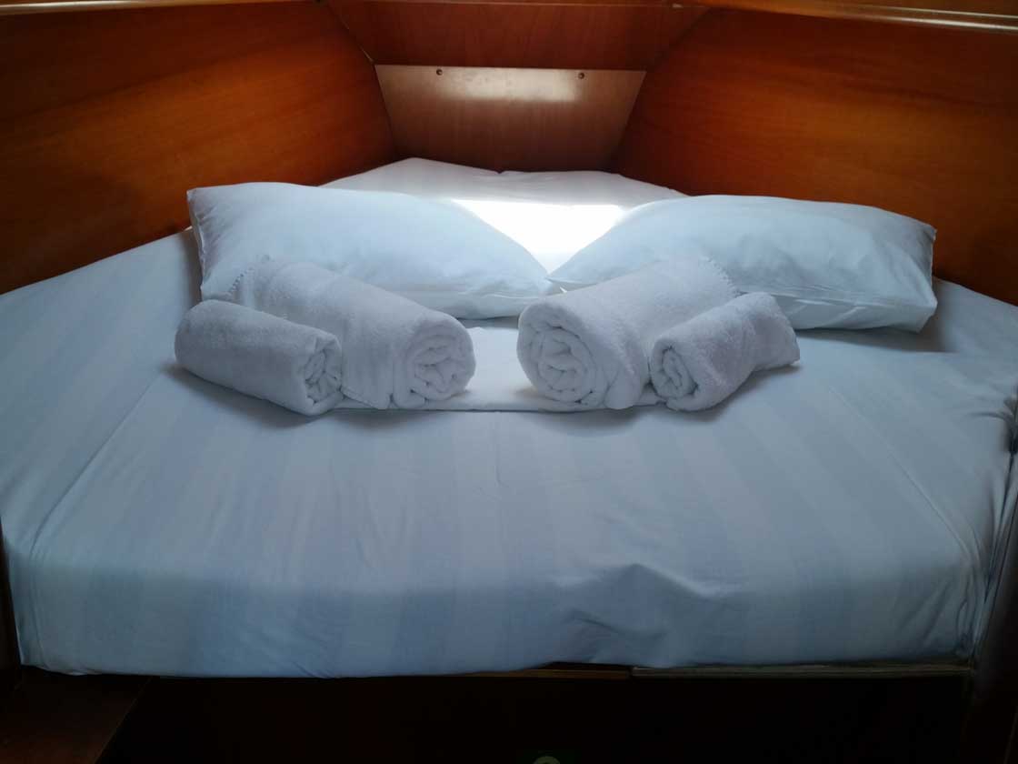 Nemesis - Sailboat in Alimos