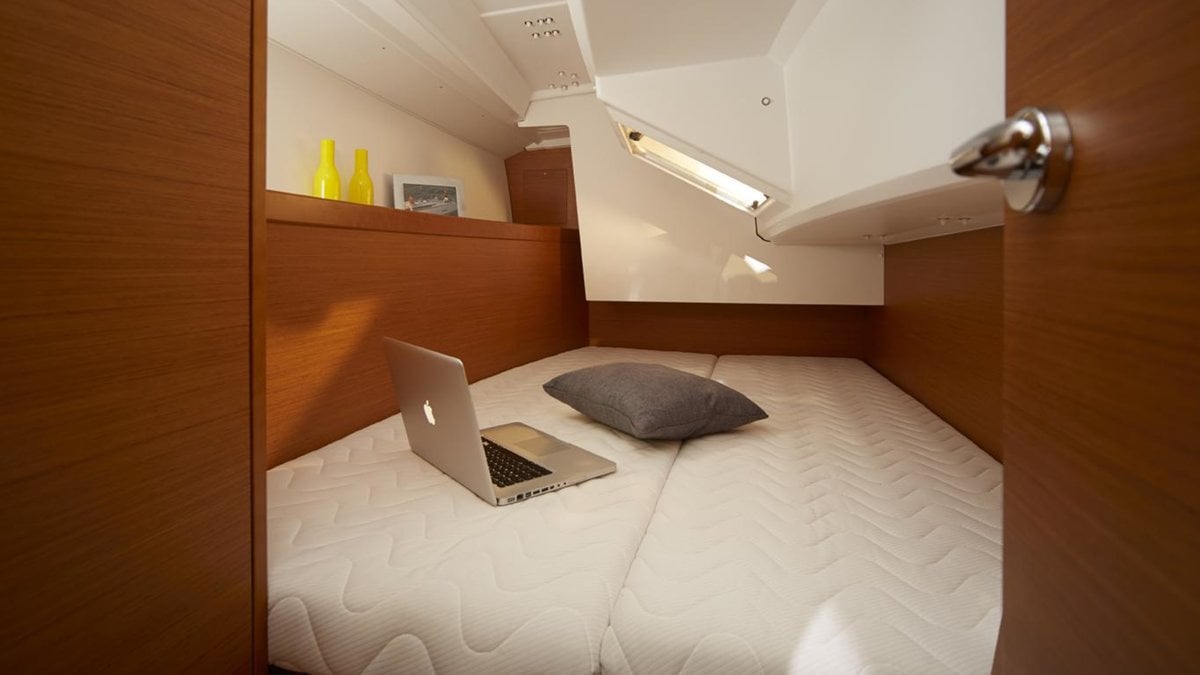 Sunsail 34- 2/1 Classic - Sailboat in Lefkada