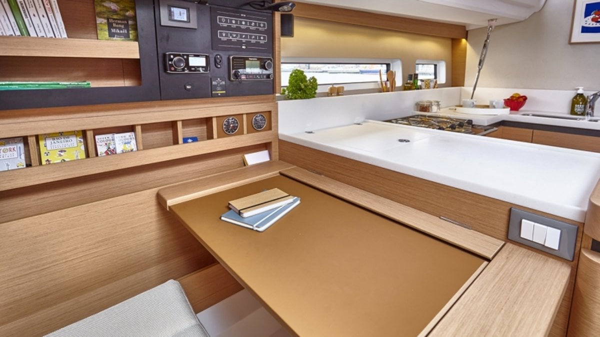 Sunsail 44 SO Classic - Sailboat in Tonnarella