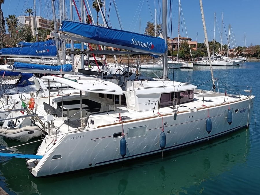 Sunsail Lagoon 450F Classic - Catamaran in Tonnarella
