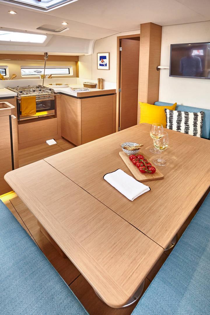 Sun Odyssey 490 Premium - Sailboat in Tonnarella