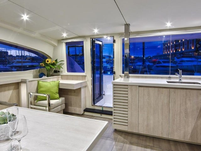 Sunsail 404 Classic - Catamaran in Komolac