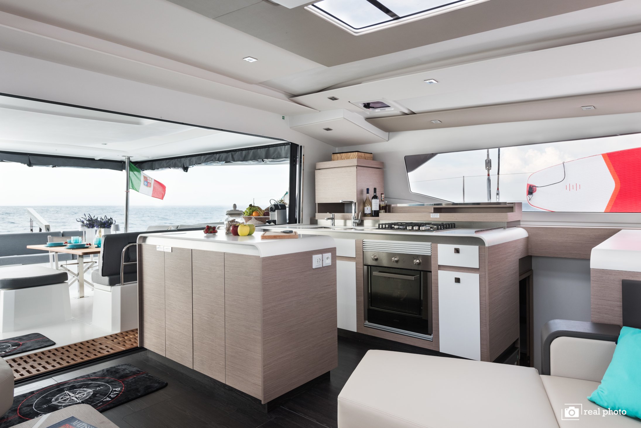 Papa Charlie - A/C, Generator, Water maker - Catamaran in Cannigione