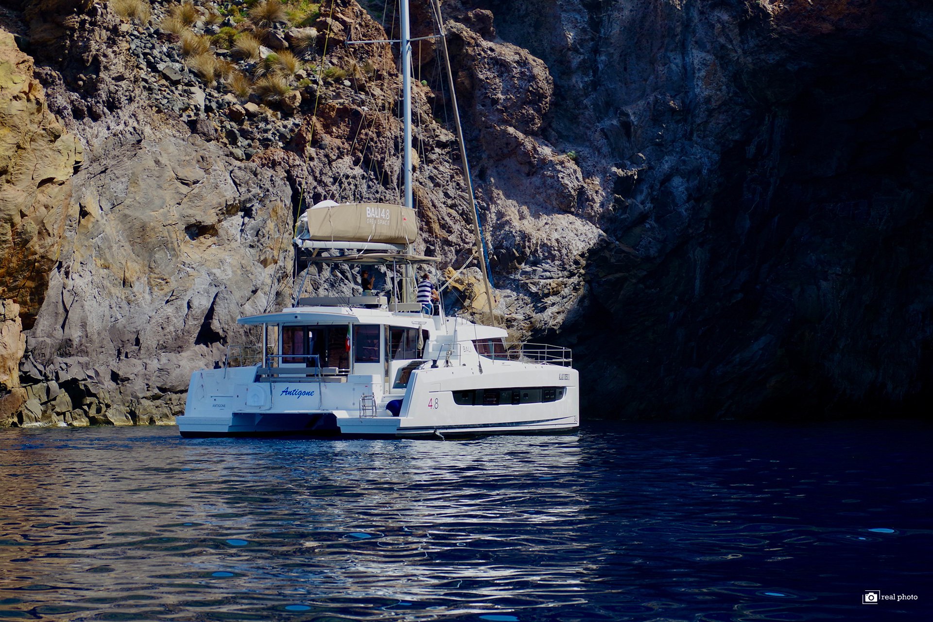 Antigone - A/C, Generator, Water maker - Catamaran in Tonnarella