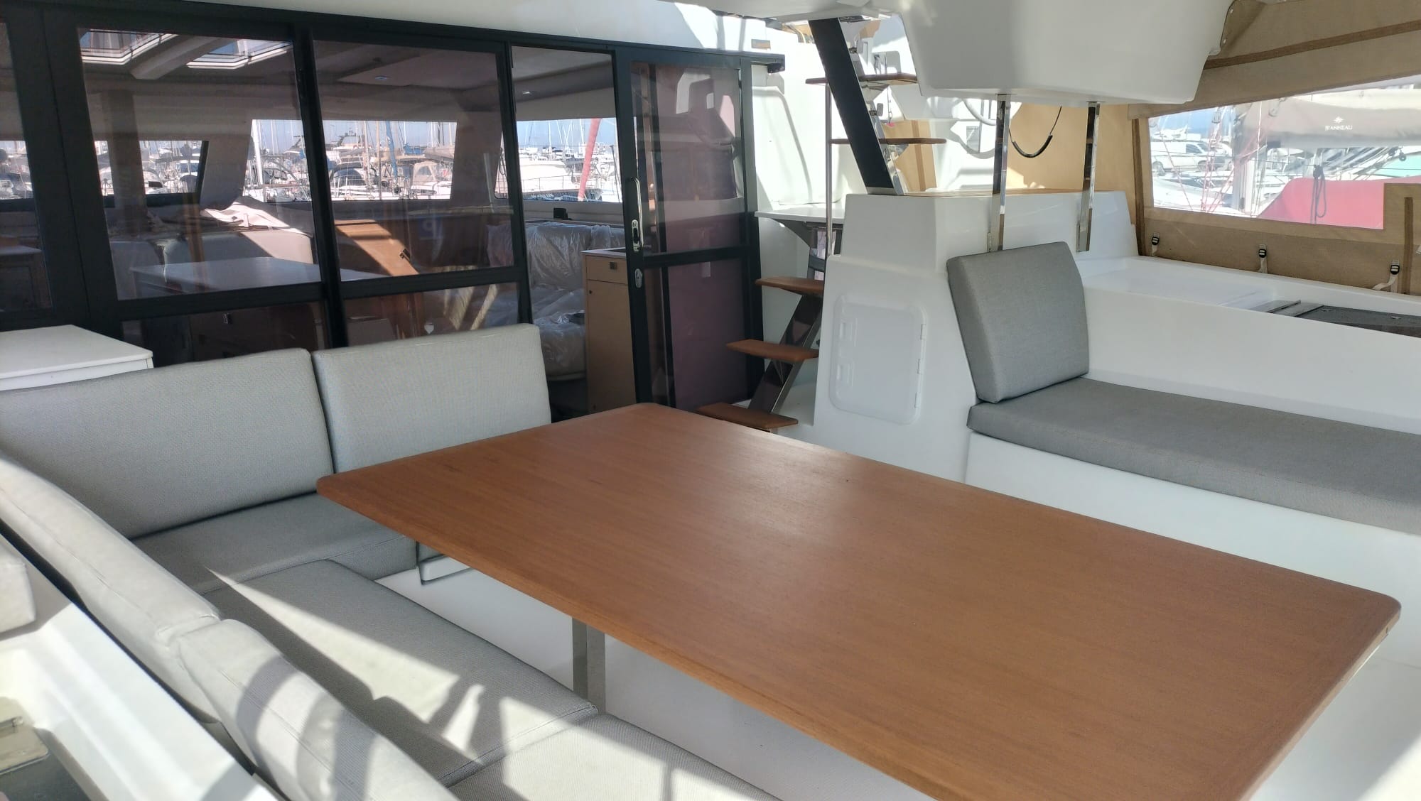 Celestia - A/C, Generator, Water maker - Catamaran in Castellammare di Stabia