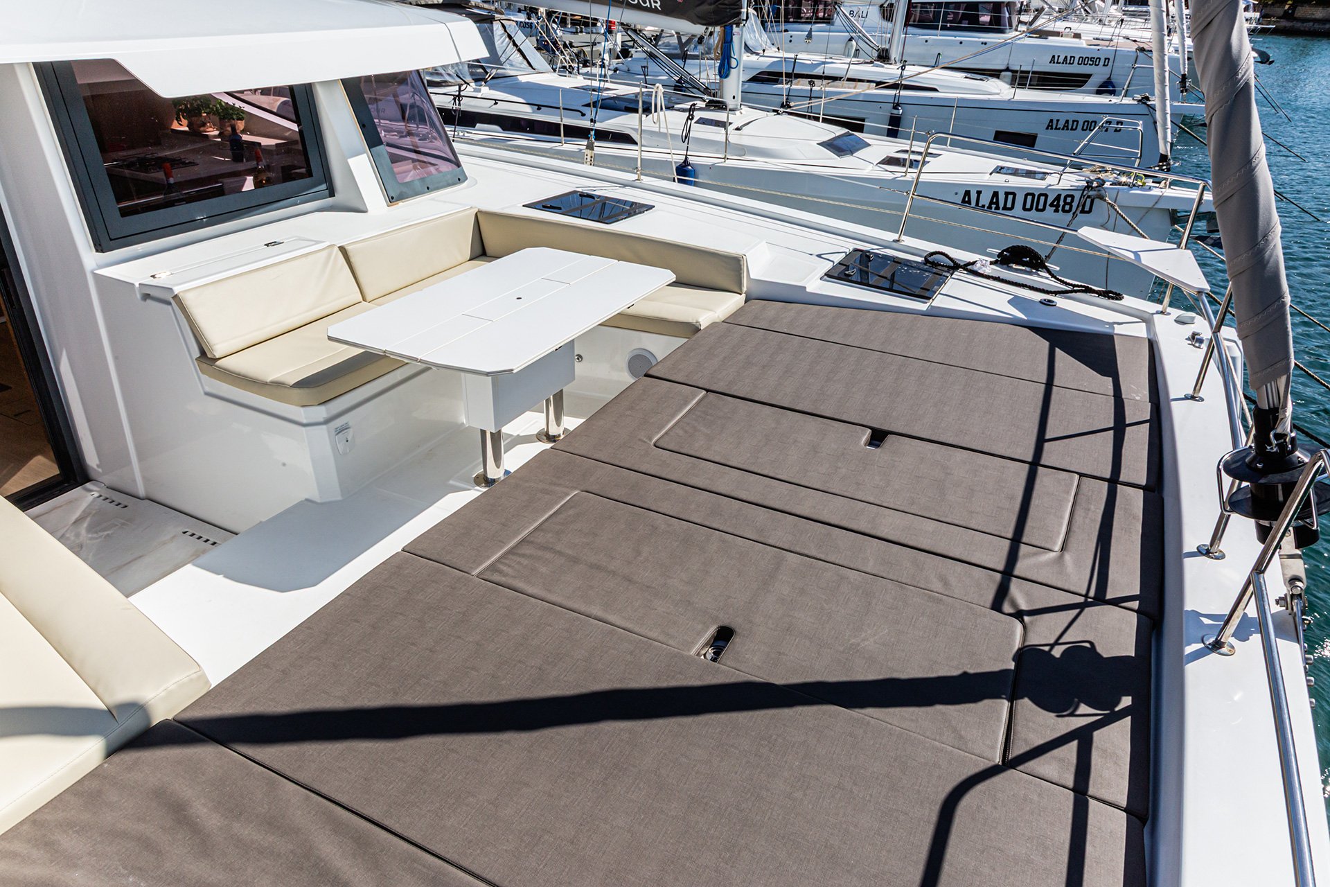 Enea - A/C, Generator, Water maker - Catamaran in Tonnarella