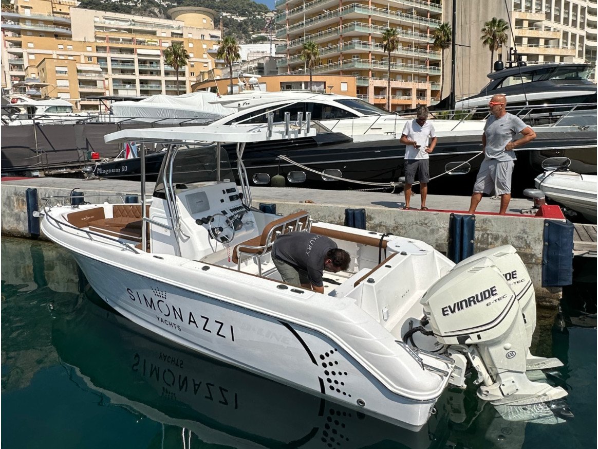 Red  Wave - Motor Yacht in Monaco