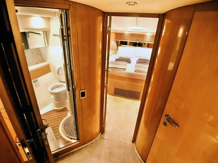 Efe Bey E - Motor Yat içinde Göcek