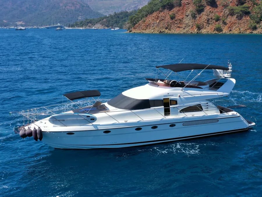 Efe Bey E - Motor Yat içinde Göcek