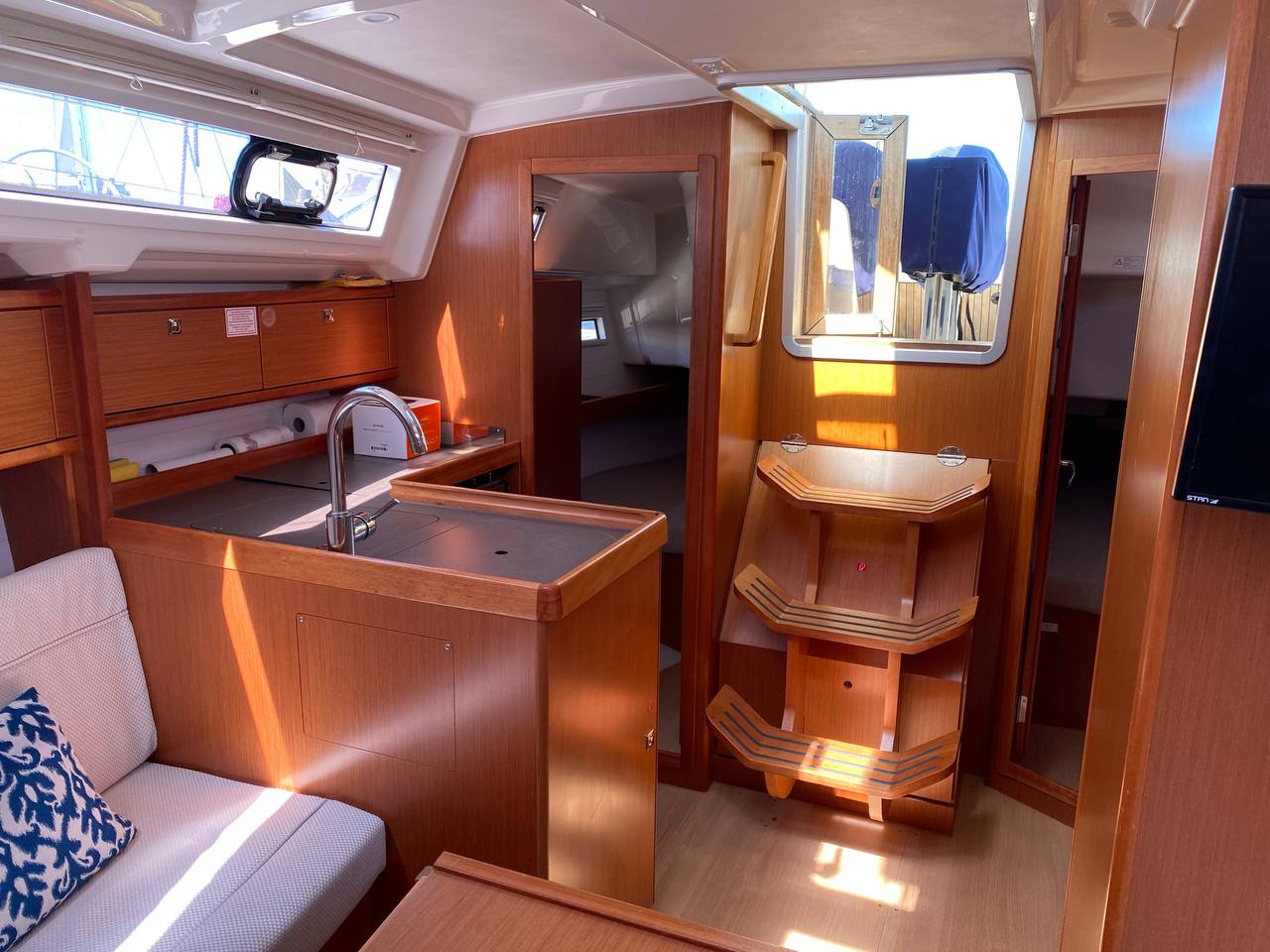 FIX - Sailboat in Baiona