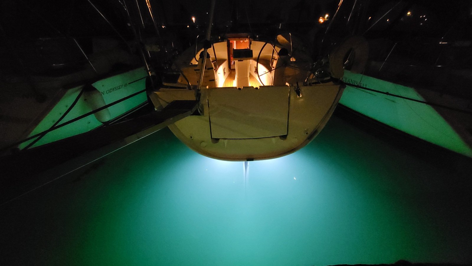 Black Pearl - Sailboat in Alimos