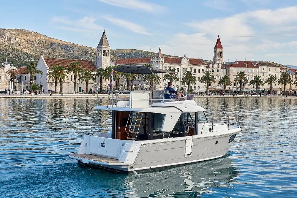 Odysseus - Motor Yacht in Trogir