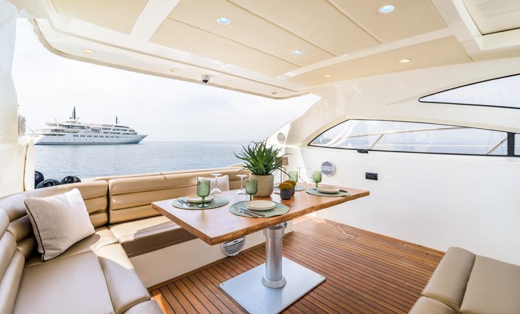 Aron 26 - Motor Yacht in Ornos