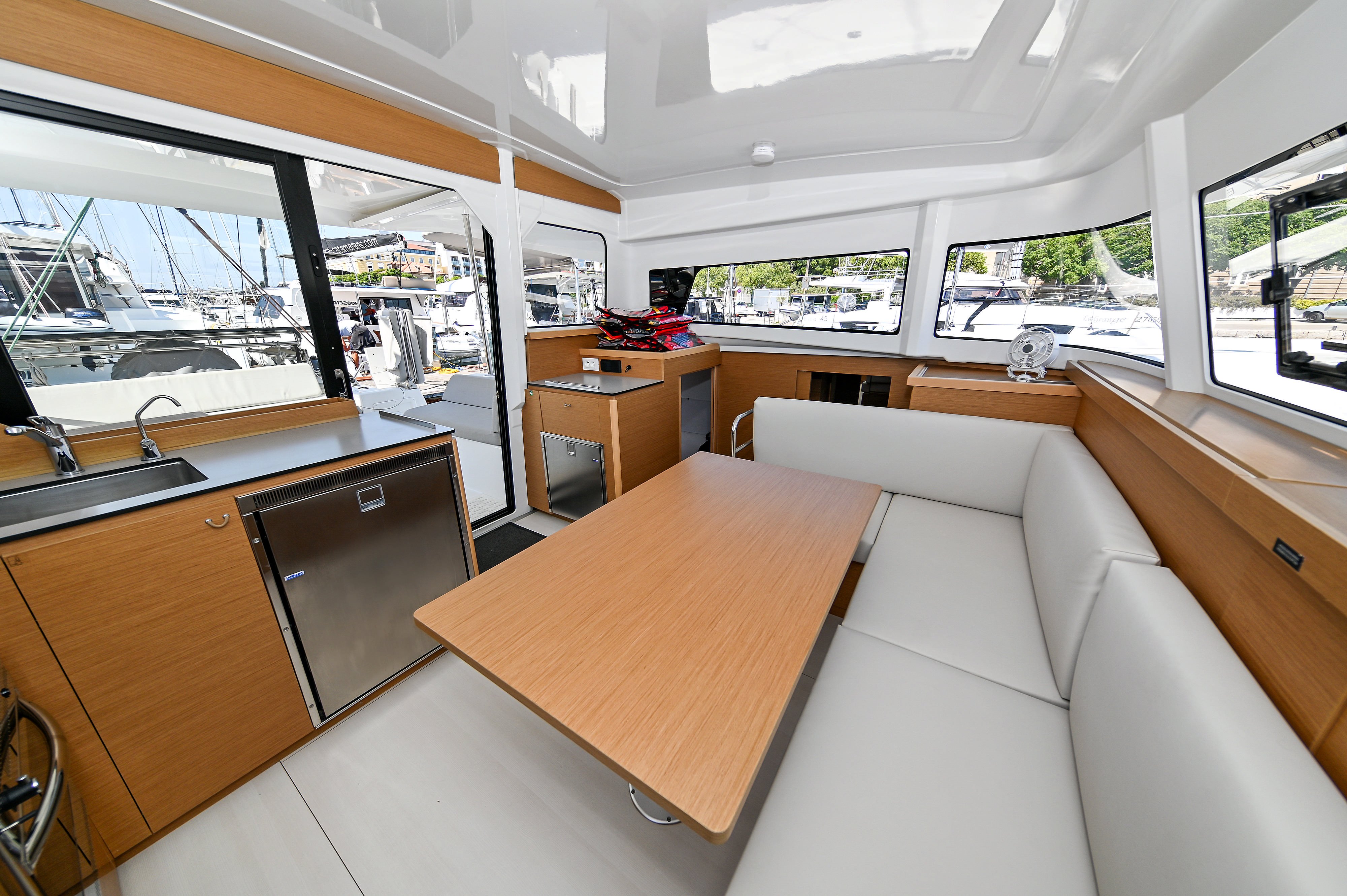 ISLAND BLUE V - Catamaran in Zadar