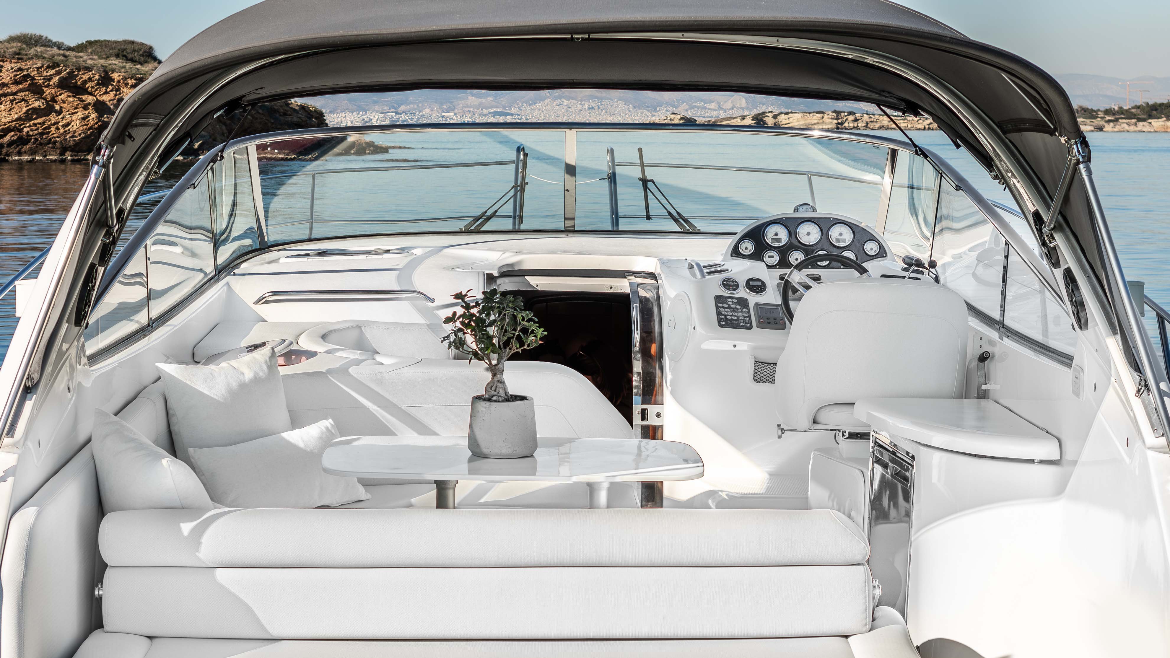 AEGEAN BLUE - Sailboat in Mikonos