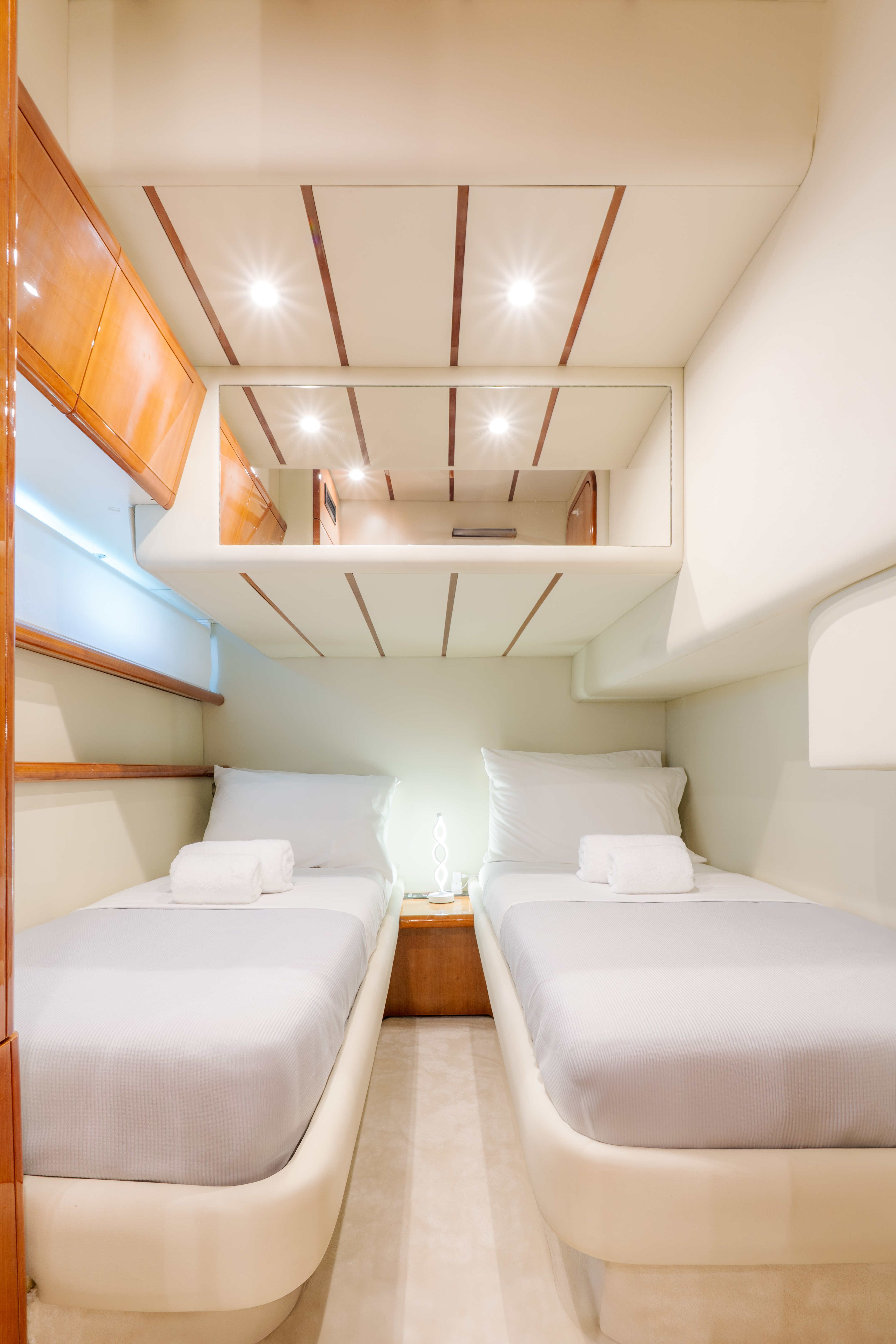 SECRET - Motor Yacht in Mikonos