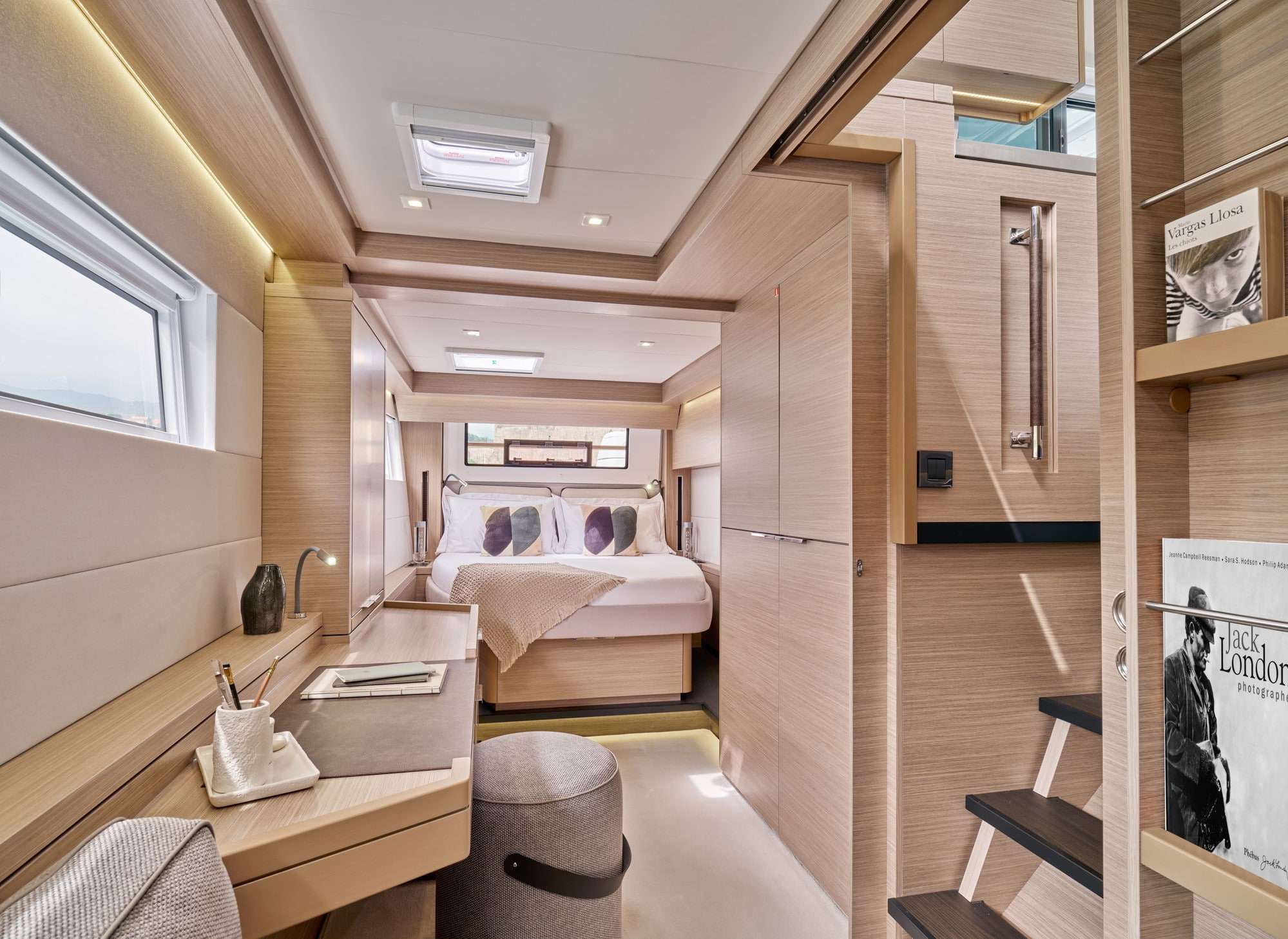 ERRANT VAGABOND - Catamaran in Palairos