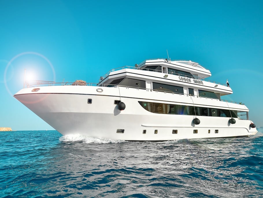 Twin bed cabin lower deck 2 - Motor Yacht in Sharm El Sheikh 2