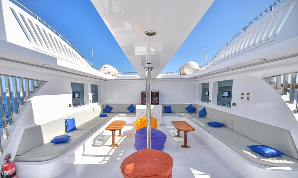 Luxury suite upper deck - Motor Yacht in Sharm El Sheikh 2